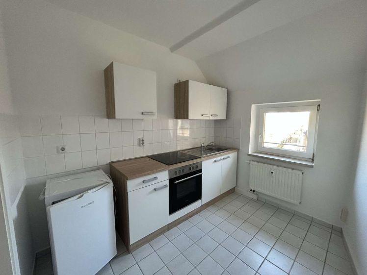 *** Komfortable 3-Raum-Wohnung mit Einbauküche in Chemnitz*** - Photo 1