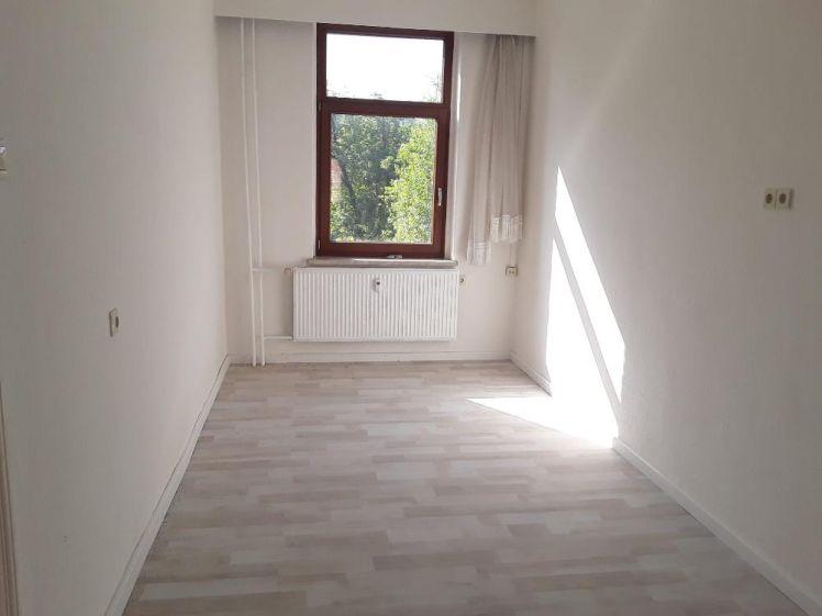 Kleine 2-Raum-EG-Wohnung - Photo 1