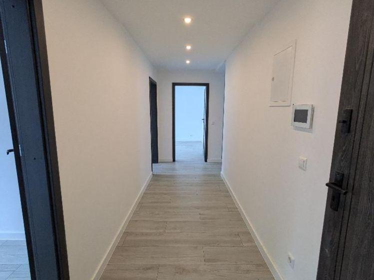 Erstbezug nach Kernsanierung | Stilvolle 3-Raum-DG-Wohnung mit Aufzug & Balkon & Stellplatz in Chemnitz-Sonnenberg - Photo 1