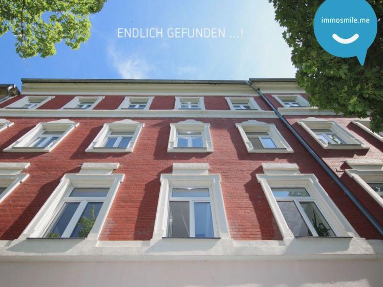 Balkon • zentrumsnah am BRÜHL • 2 Raum • Tageslichtbad mit Wanne und Dusche • Mal Anschauen !? - Photo 1