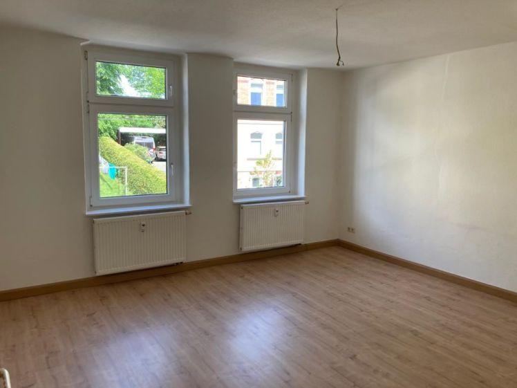 *** Großzügige 2-Zimmer mit Laminat und Wanne in guter Lage!!! *** - Photo 1