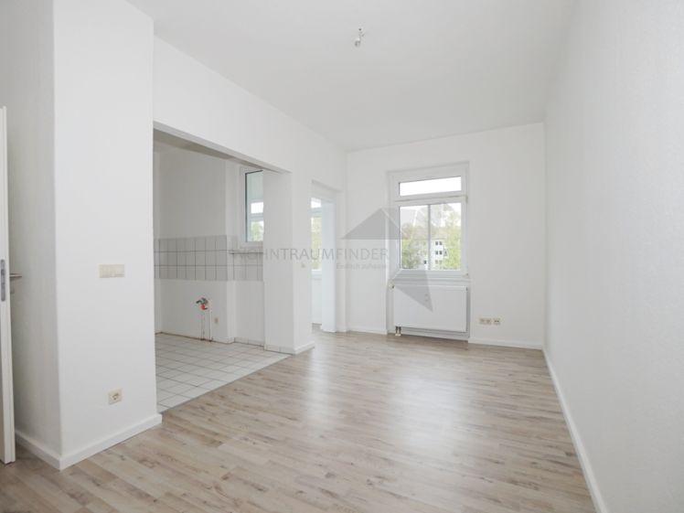 NEU renovierte 2,5-Raum-Wohnung im ruhigen Marienthal - Photo 1