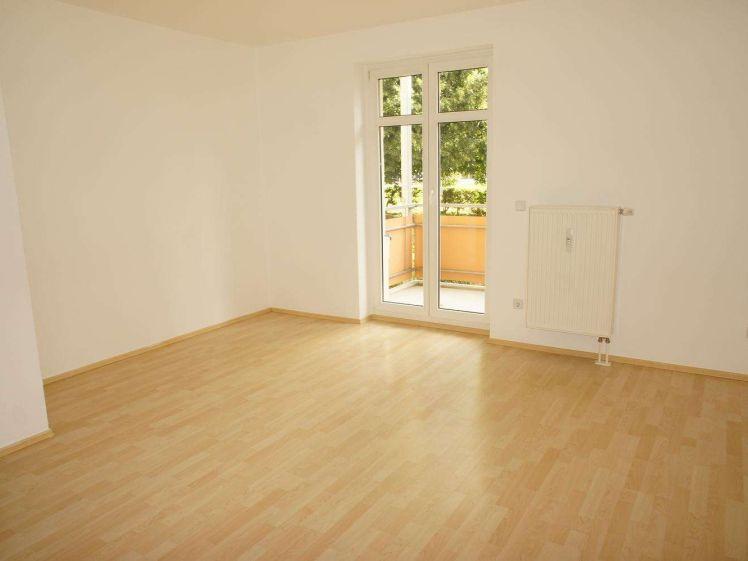 Frei ab dem 1.7.26 ! halboffene Küche - Bad mit Fenster** - Foto 1