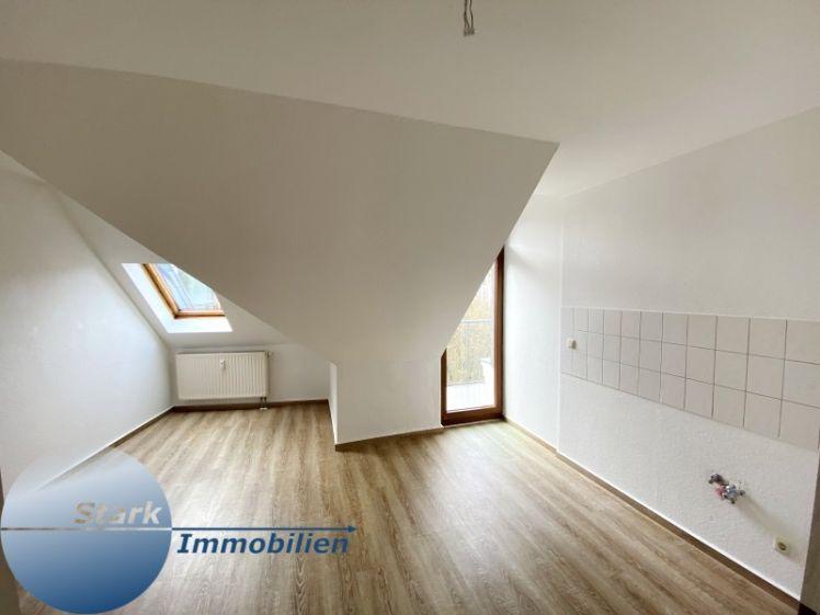 Stark! Schöne große 2 Raum Wohnung mit Balkon! - Foto 1