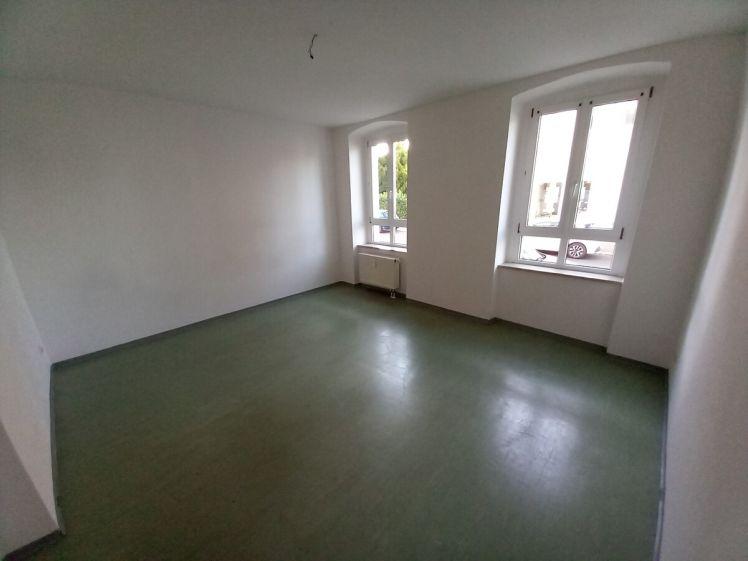 3-Zimmer Wohnung im Erdgeschoss der Dr.-Külz-Str., Meerane, verfügbar ab sofort! - Photo 1
