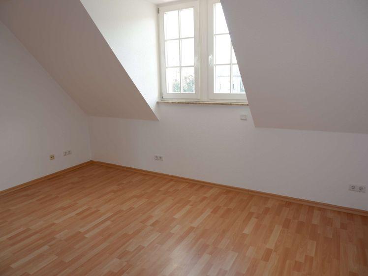 TOP DG-Whg. frei ab 1.9.26 - Stellplatz + wg-gerecht - große Küche - Foto 1