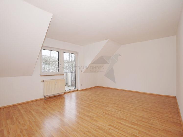 Romantische 3-Raum-DG-Wohnung mit Balkon in Cainsdorf - Photo 1