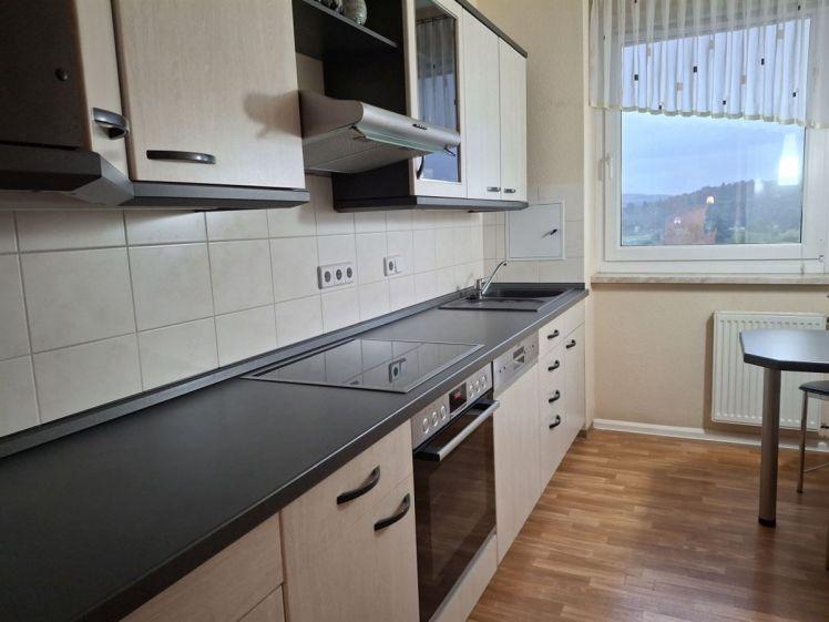 Tolle 3-Raum-Wohnung mit Einbauküche - Photo 1