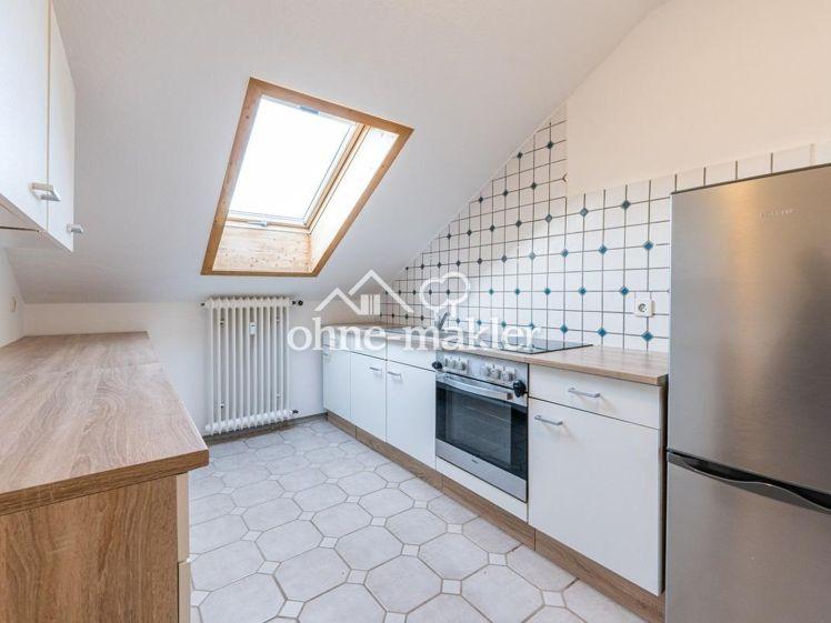 Attraktive 3 Zimmer- Dachgeschosswohnung mit Blick in die Schweiz - Photo 1