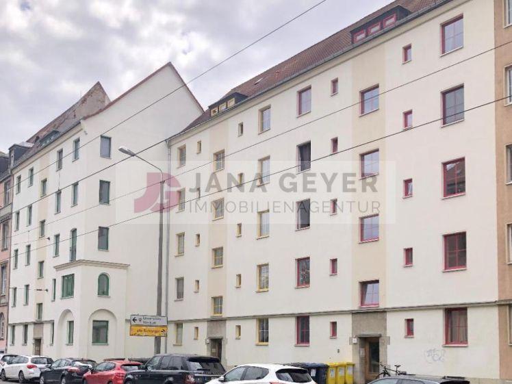 LEIPZIG - ZENTRUM-SÜDOST * RENOVIERTE und GUT GESCHNITTENE 2-ZIMMER-WOHNUNG mit BALKON - Foto 1