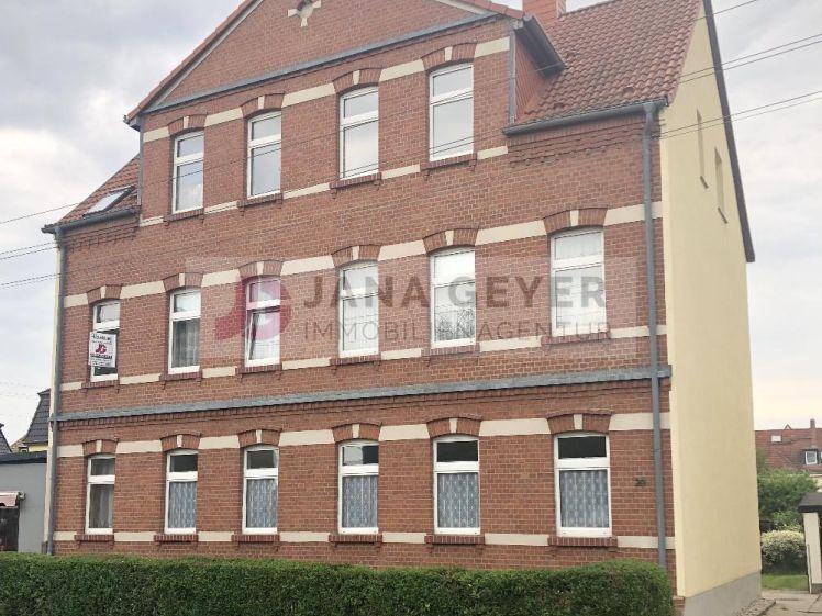 EILENBURG - BERG * FRISCH RENOVIERTES APARTMENT mit kleiner EINBAUKÜCHE * TAGESLICHTBAD MIT WANNE - Foto 1