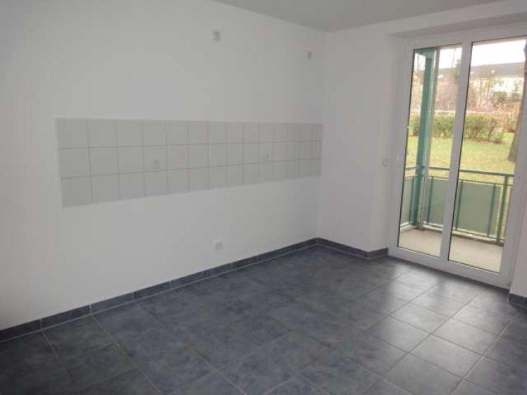 TOP Lage /1. OG und Bad mit Wanne / an der Humboldthöhe** - Photo 1