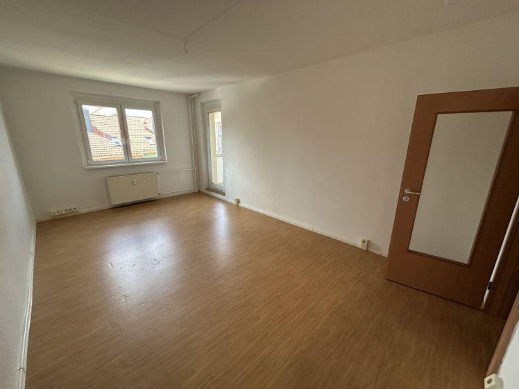 Jetzt Malerbonus sichern für 3-Zimmer-Wohnung mit Loggia! - Foto 1