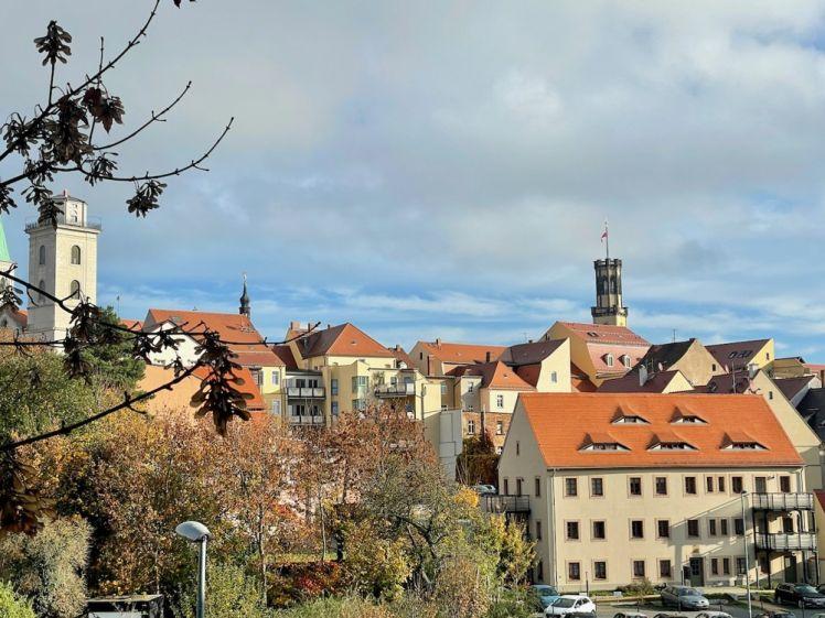 Über den Dächern von Zittau! coole 3-Zimmer-WE mit EBK und schönem Schnitt! - Photo 1