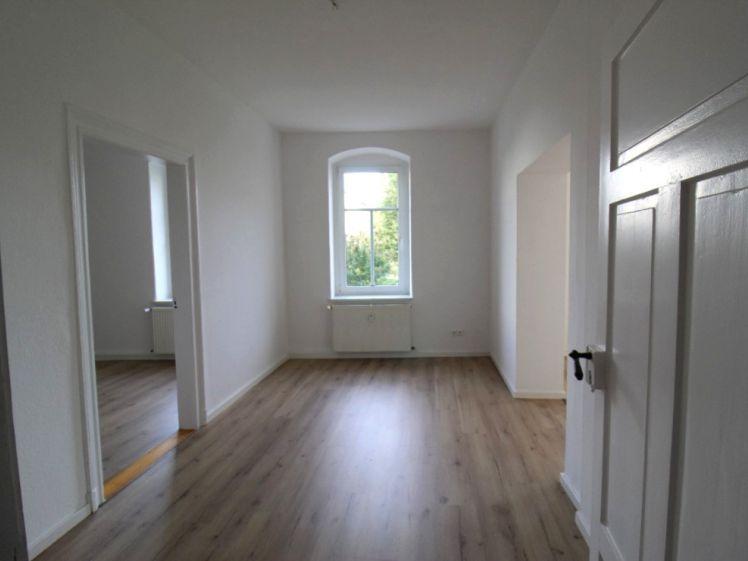 *** 2,5 Zimmer mit EBK *** - Photo 1
