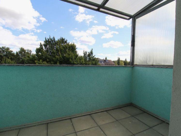 frisch renovierte 2 Zimmerwohnung mit Balkon und Gartenmitbenutzung - Foto 1