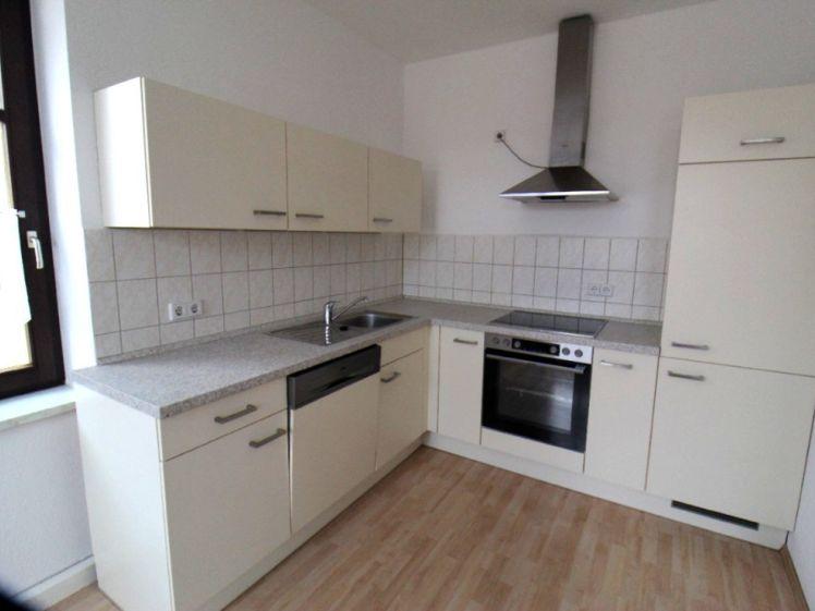 *** 2 Zimmer + Balkon + EBK *** - Photo 1