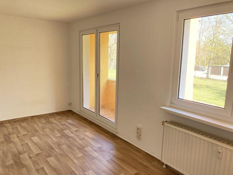 Drei Zimmer in Wolfen - Mit Balkon! - Photo 1