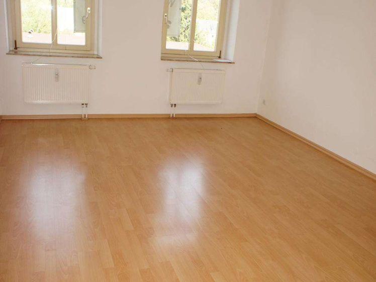 Frei ab 1.4.26 - 3. OG+ Bad mit Wanne + Schlafzi. zum Innenhof - Photo 1