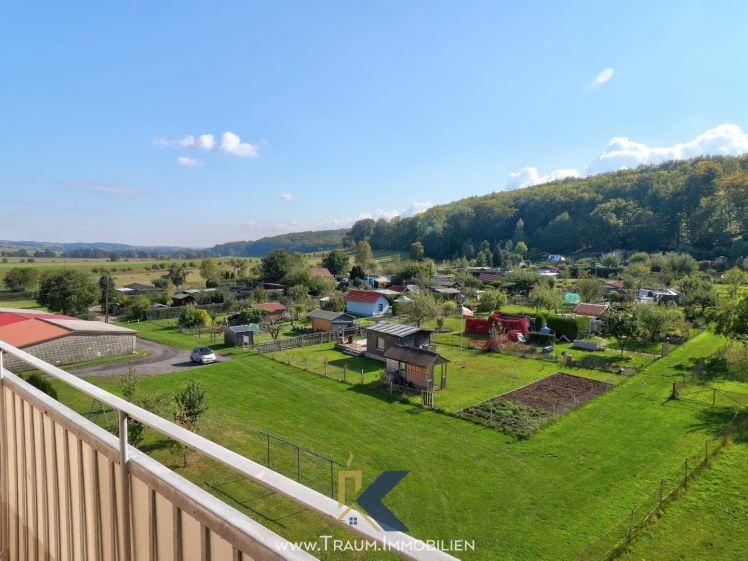 Platz zum Träumen: Helle 3-Raum-Wohnung mit Balkon in Großbodungen! - Foto 1