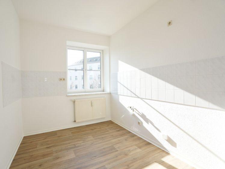 Altbauwohnung / Balkon / Helle Wohnung - Foto 1