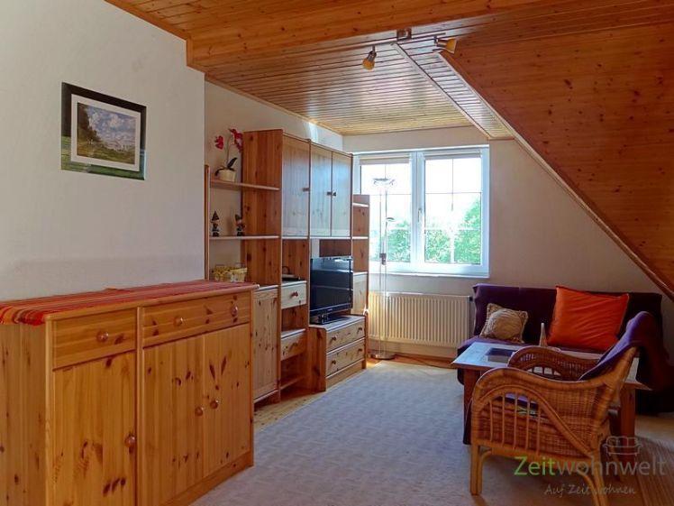 (EF0299_M) Weimar: Bad Berka, möbliertes Apartment in einer sonnigen Villa am Stadtrand, Wäschewechsel und WLAN inkl. - Photo 1