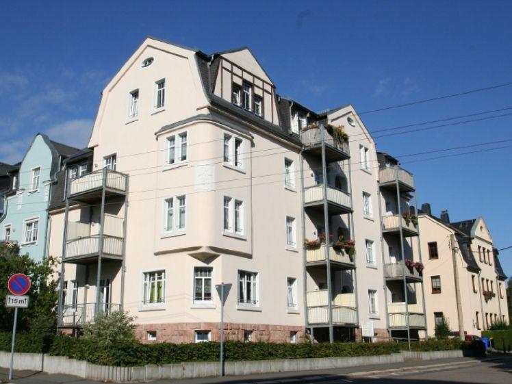 Zwei schöne Räume mit Einbauküche und Balkon ! - Foto 1