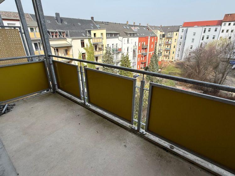 Whg. im 1. OG und 3.OG + Fußbodenheizung + Balkon am Wohnzimmer - Foto 1