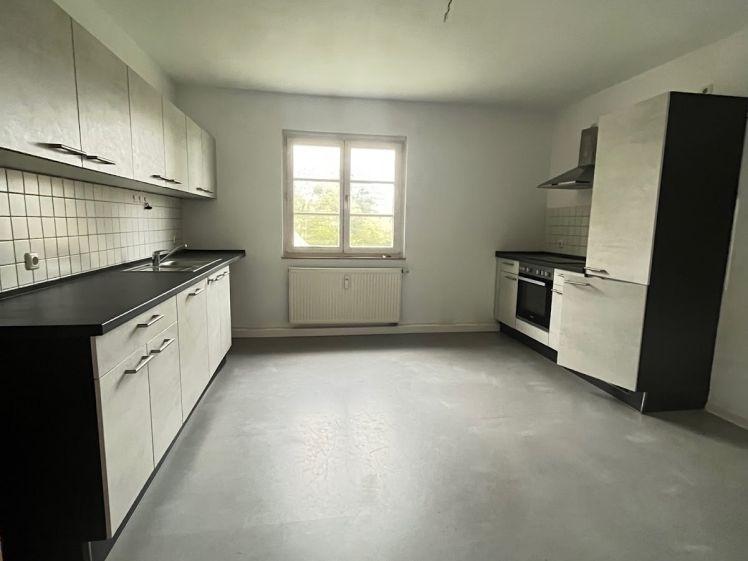 Gemütliche 2-Raumwohnung mit moderner Einbauküche in Lauta-Nord – Ihr neues Zuhause wartet! - Photo 1