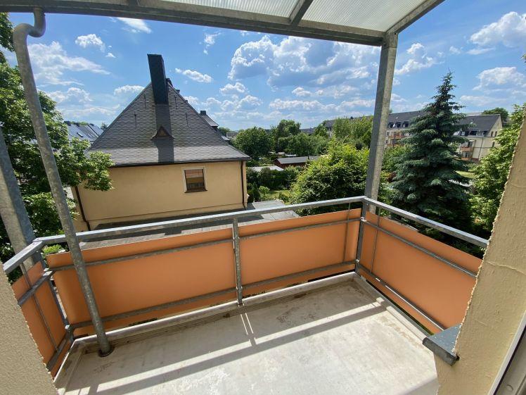 Mieter ab 1.7.26 gesucht - 2. OG ! Laminat - Balkon - Bad mit Dusche ! - Foto 1