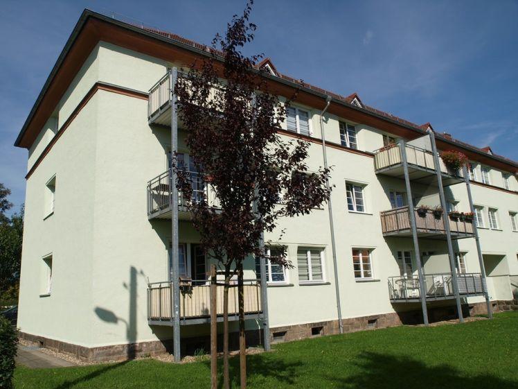 SONNIGE 3 RAUM WOHNUNG MIT BALKON + EINBAUKÜCHE - Photo 1