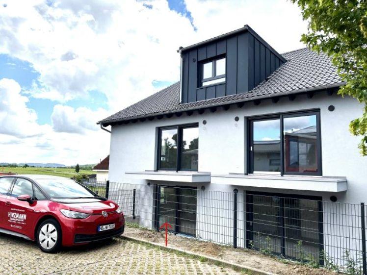 Neubau – EG-2-Zimmer, Ortsrandlage, barrierefrei mit Terrasse und 2 Stellplätzen; Erstbezug - Foto 1
