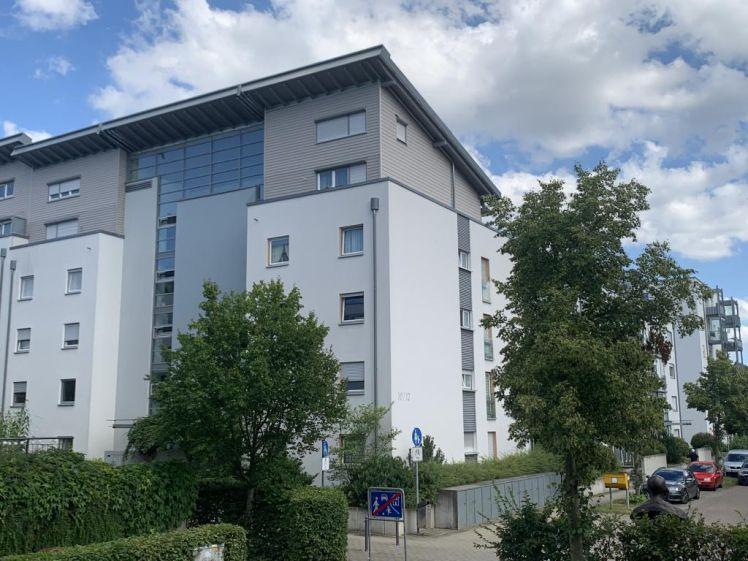 Wohnen am Burgholzhof - schöne 3 Zimmer Wohnung mit Balkon im 2. Obergeschoss - Photo 1