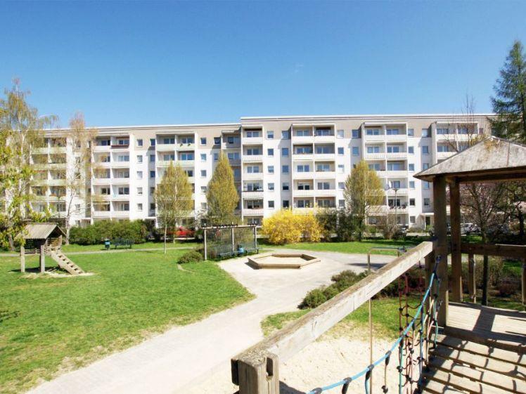 Familienfreundliche Wohnung mit Balkon: Helle 3-Zimmerwohnung mit Freiraum für alle - Photo 1