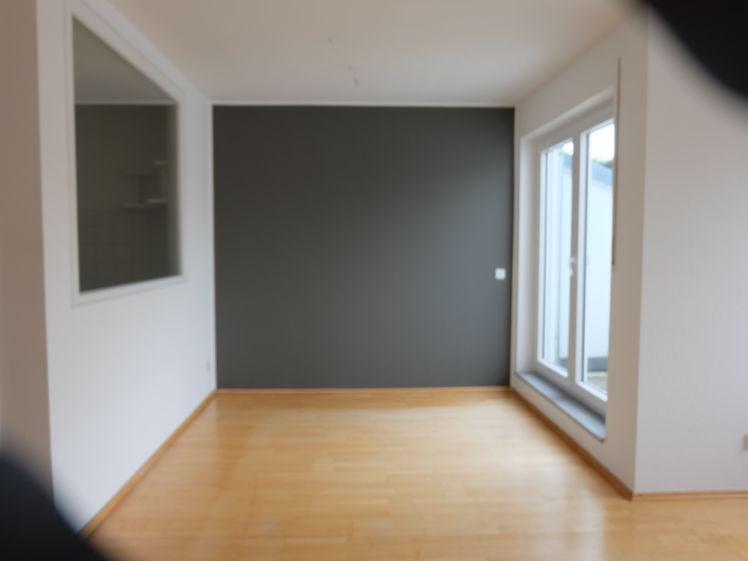 Schicke 2-Zimmer-Dachgeschosswohnung im Zentrum von Baden-Baden - Foto 1