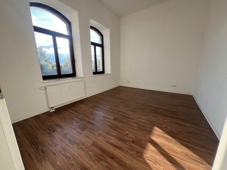 Frei ab 1.10.26 Balkon / Wanne + Dusche / offene Küche u.v.m. - Photo 1