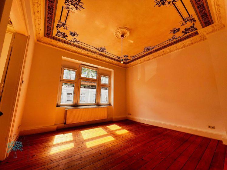 ***Altbauzauber mit Stuckdecken – Ihr neues Zuhause in Wuppertal - Photo 1