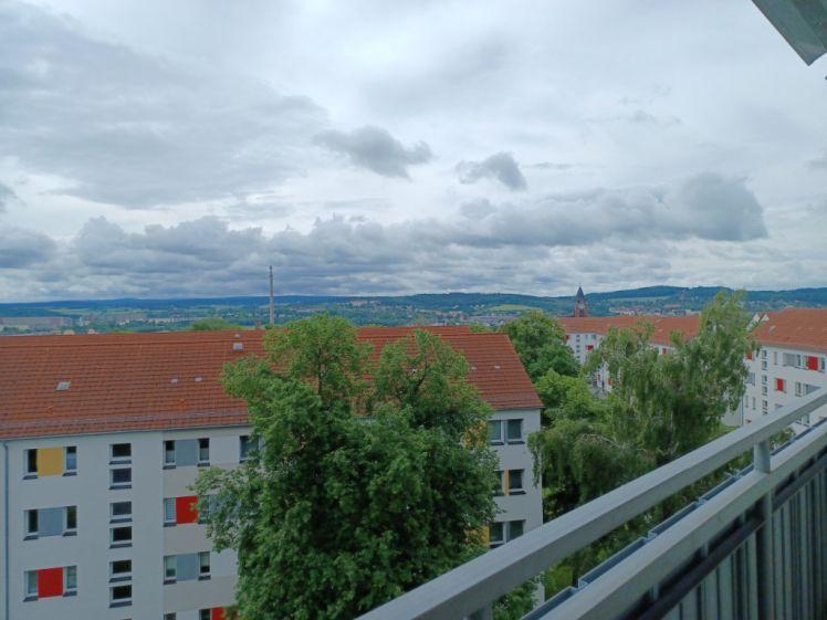 2-Raumwohnung in ruhigem Wohngebiet mit tollem Ausblick - Photo 1