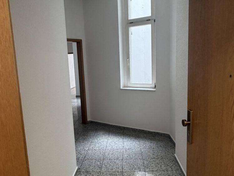Neu renovierte Altbauwohnung nahe der Universität in Halle - Photo 1