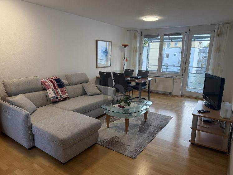MÖBLIERTES WOHNEN MIT GROSSEM BALKON, AUFZUG - Photo 1