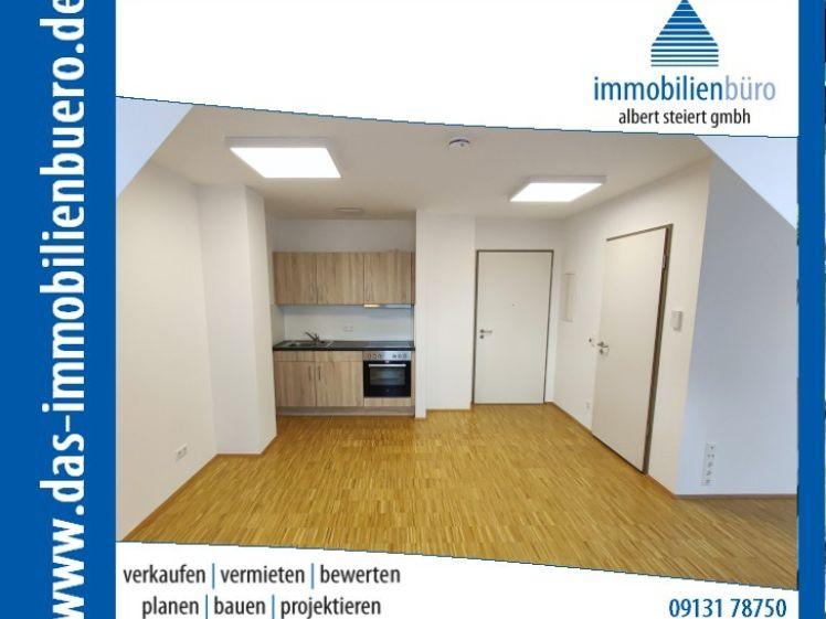 Geräumige, bezugsfreie 1,5-Zimmer im DG mit EBK, NUR FÜR STUDENTEN zu vermieten -WE18- - Foto 1