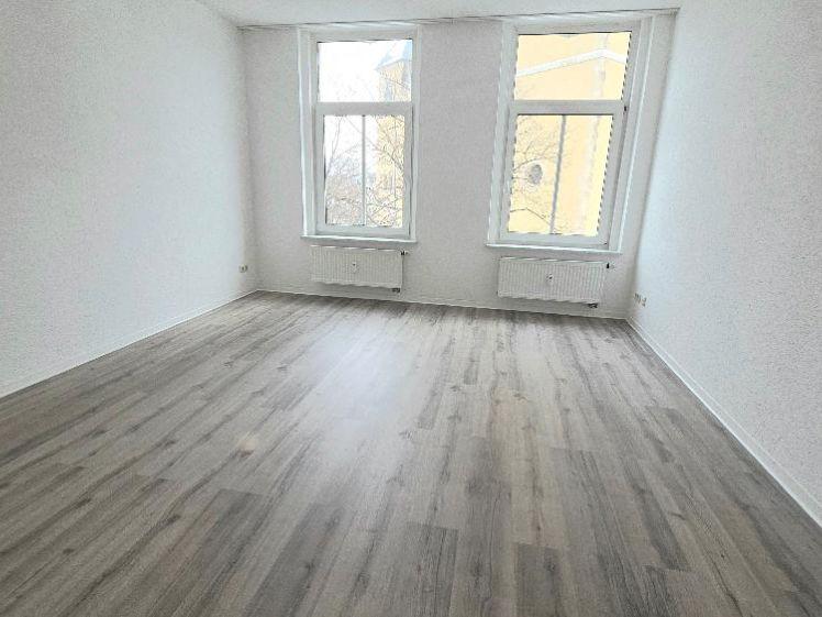 Hervorragende 3-Raum Whg. mit Balkon und Einbauküche (schon bestellt) - Foto 1