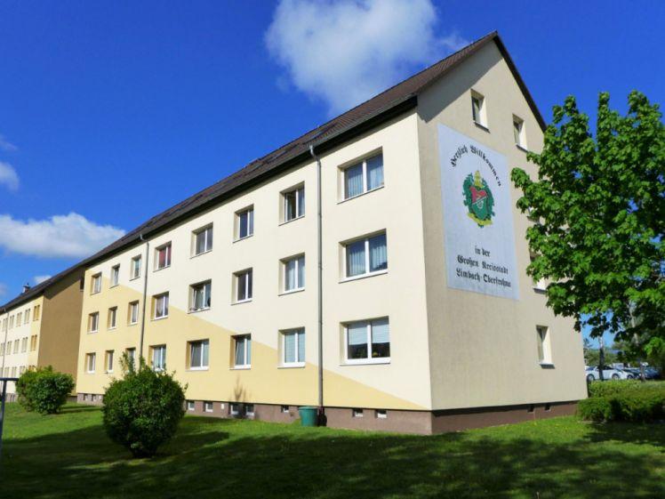 Helle Wohnung mit schönem Ausblick ins Grüne! - Photo 1