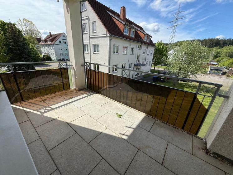 Wohntraum im 1. OG - Bad mit Fenster - Balkon!!! - Photo 1