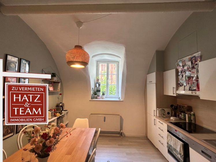 Charmante 2-Zimmer-Wohnung mit kleiner Terrasse! - Foto 1