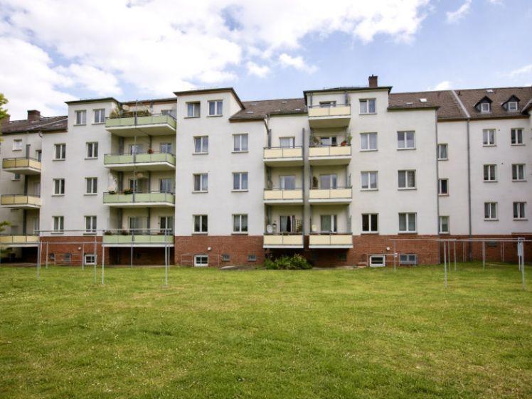 Freiraum mit Weitblick: 2-Zimmerwohnung in beliebter Lage mit Balkon - Photo 1