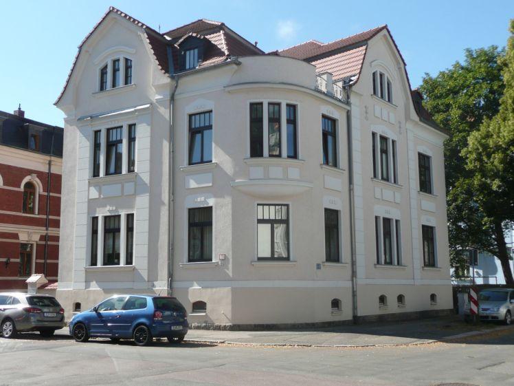 +++ exklusive 5 Zimmer Wohnung mit Balkon sowie 2 Stellplätzen +++ - Foto 1