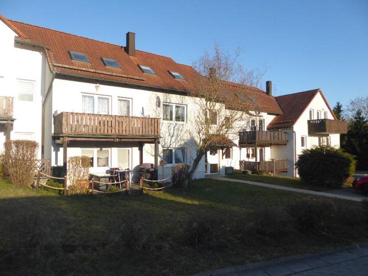 Heinersgrün, An der Kapelle, 2 Zimmer Wohnung im Dachgeschoss mit Einbauküche... ruhiger gehts nicht - Foto 1