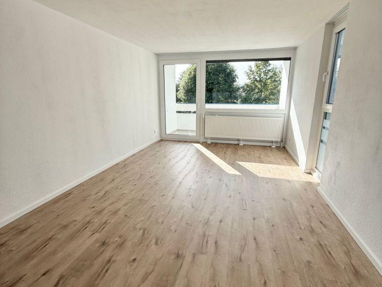 Frisch renovierte 2 Zimmer Wohnung mit 2 x Balkon zu vermieten - Foto 1