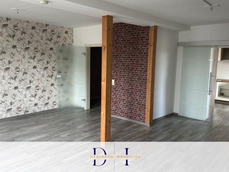 Großzügig wohnen in Bünde – modernisierte ca. 98 m² mit besonderem Wohnambiente - Photo 1